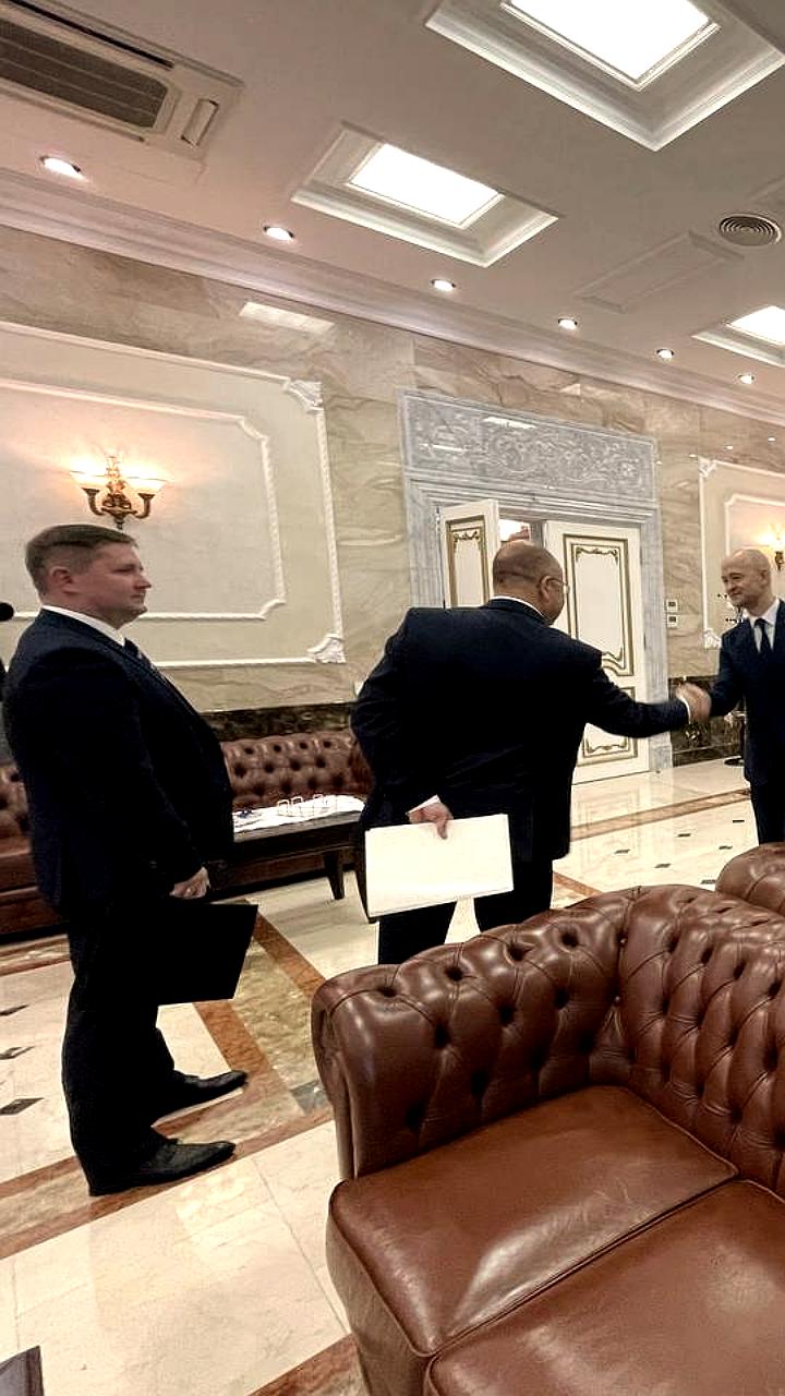 Лукашенко проводит совещание с Администрацией президента
