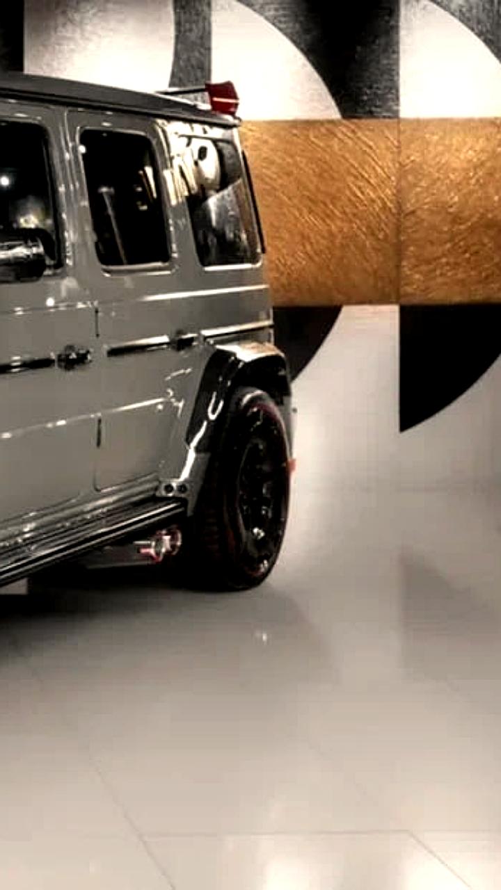 В продаже уникальный внедорожник Brabus 900 Rocket за 95 миллионов рублей