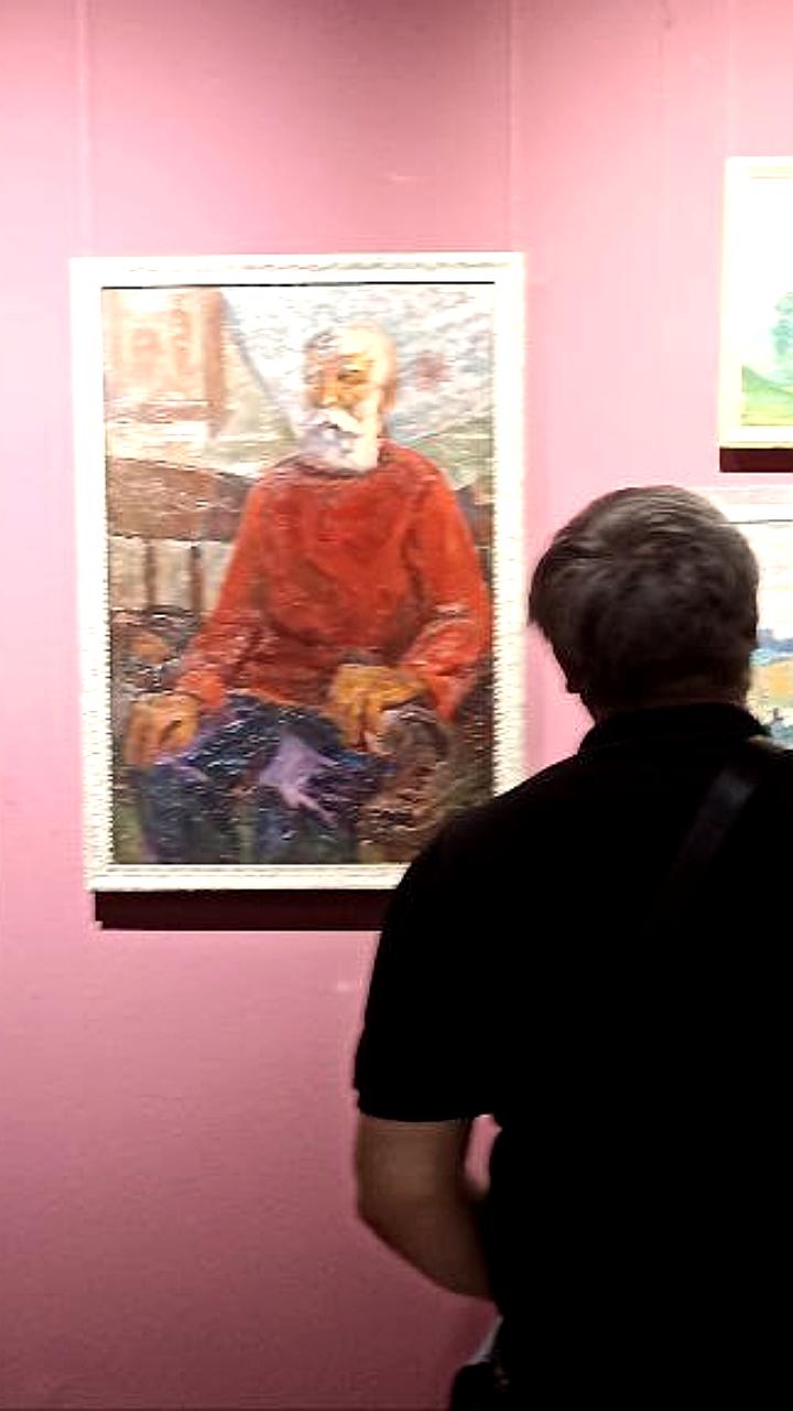 Выставки искусства открылись в Приморье и Тирасполе