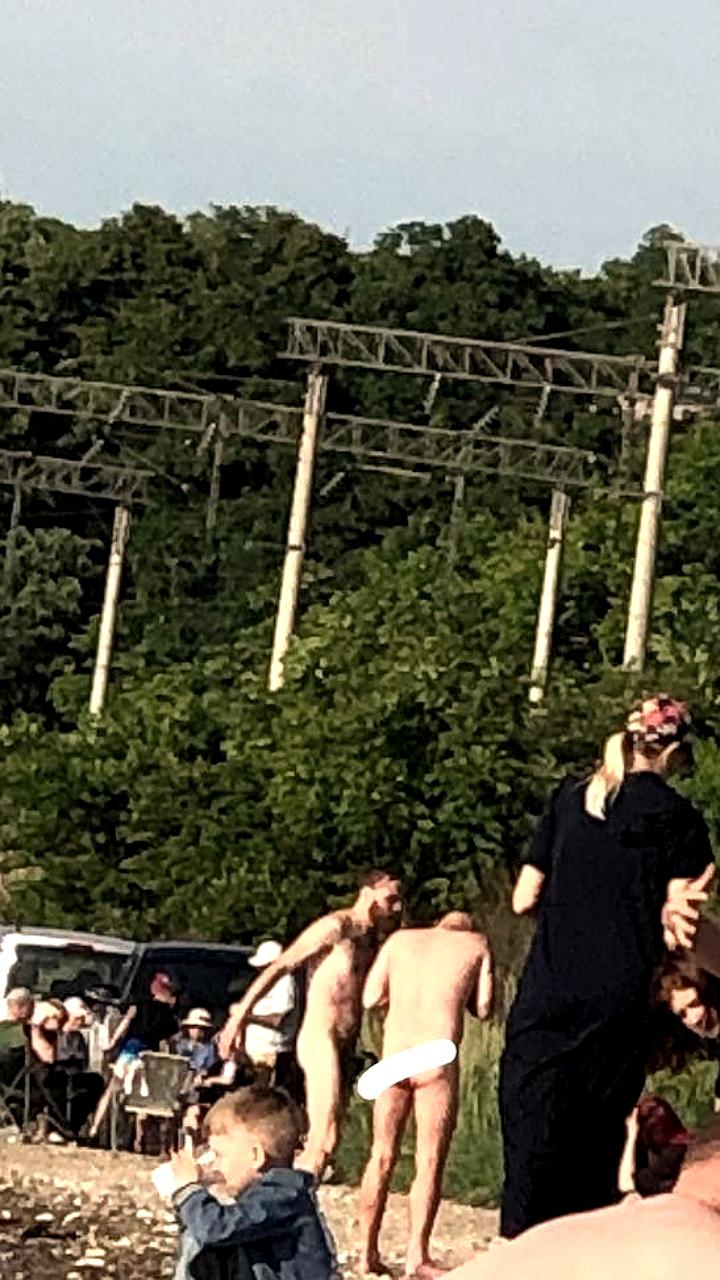 На пляже «Чайка» во Владивостоке двое мужчин нарушили общественный порядок