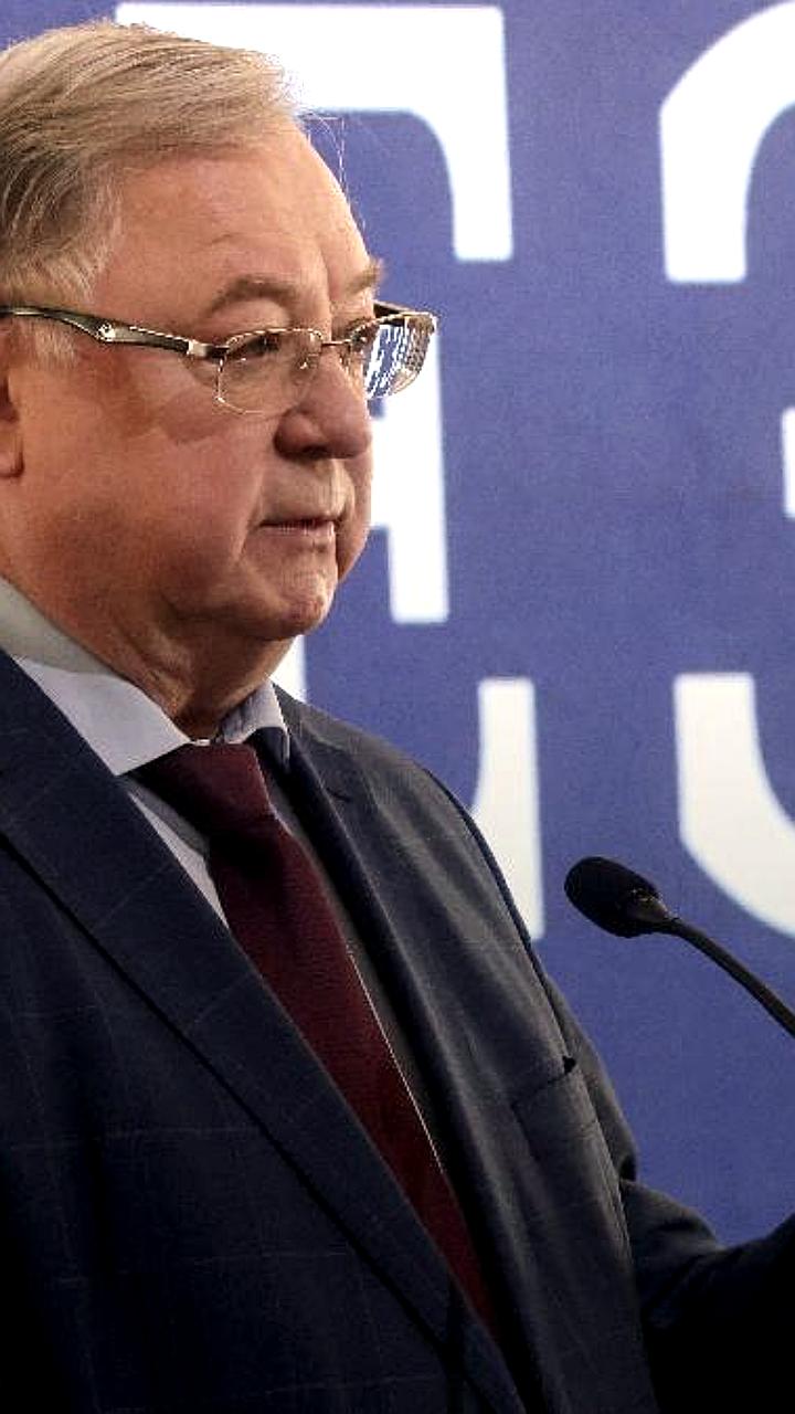 Степашин предлагает отменить НДС на книги и детские книги