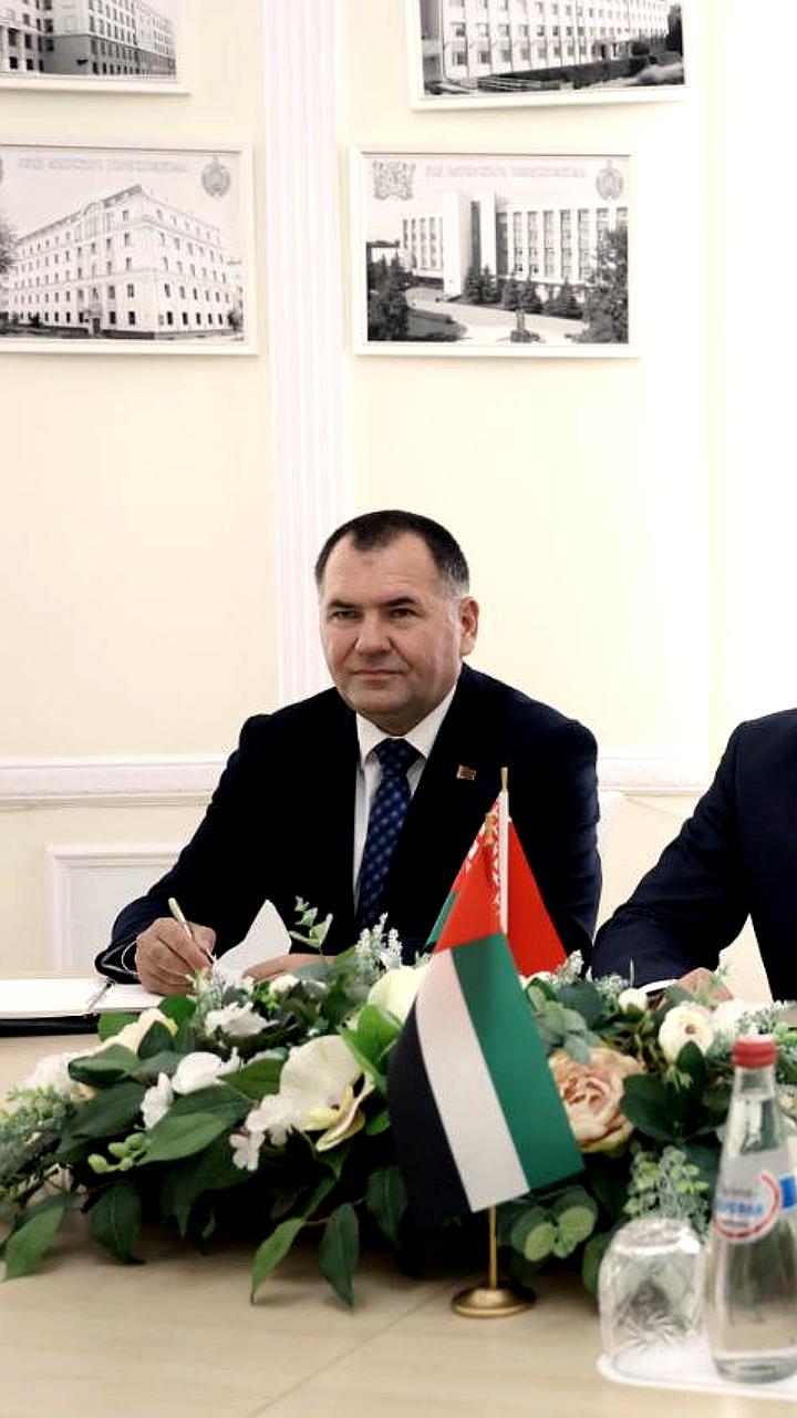 Иван Кубраков и Ибрагим Аль-Мушаррах обсуждают сотрудничество между Беларусью и ОАЭ