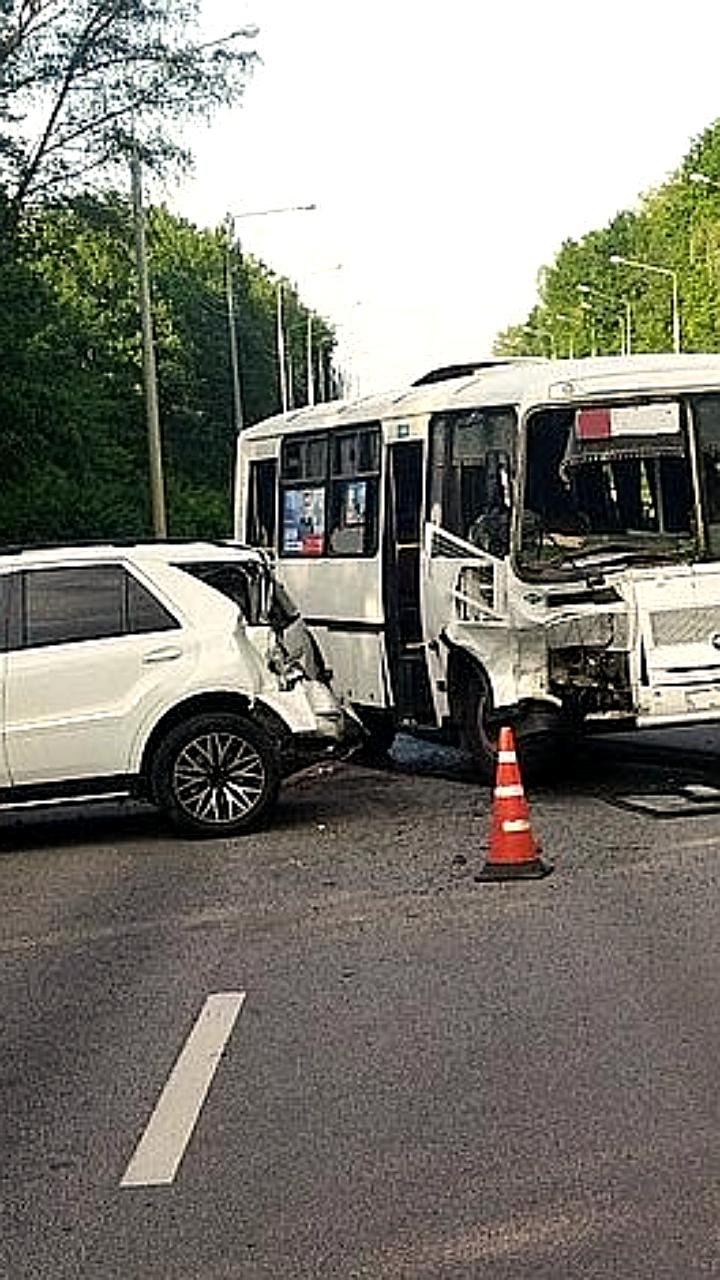 ДТП с автобусом в Глазове: 5 пострадавших и алкоголь у водителя