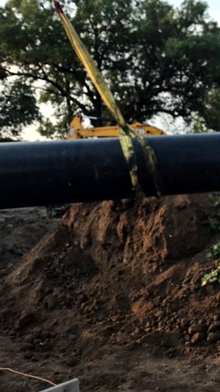Подача воды в Энгельсово приостановлена из-за повреждения трубопровода