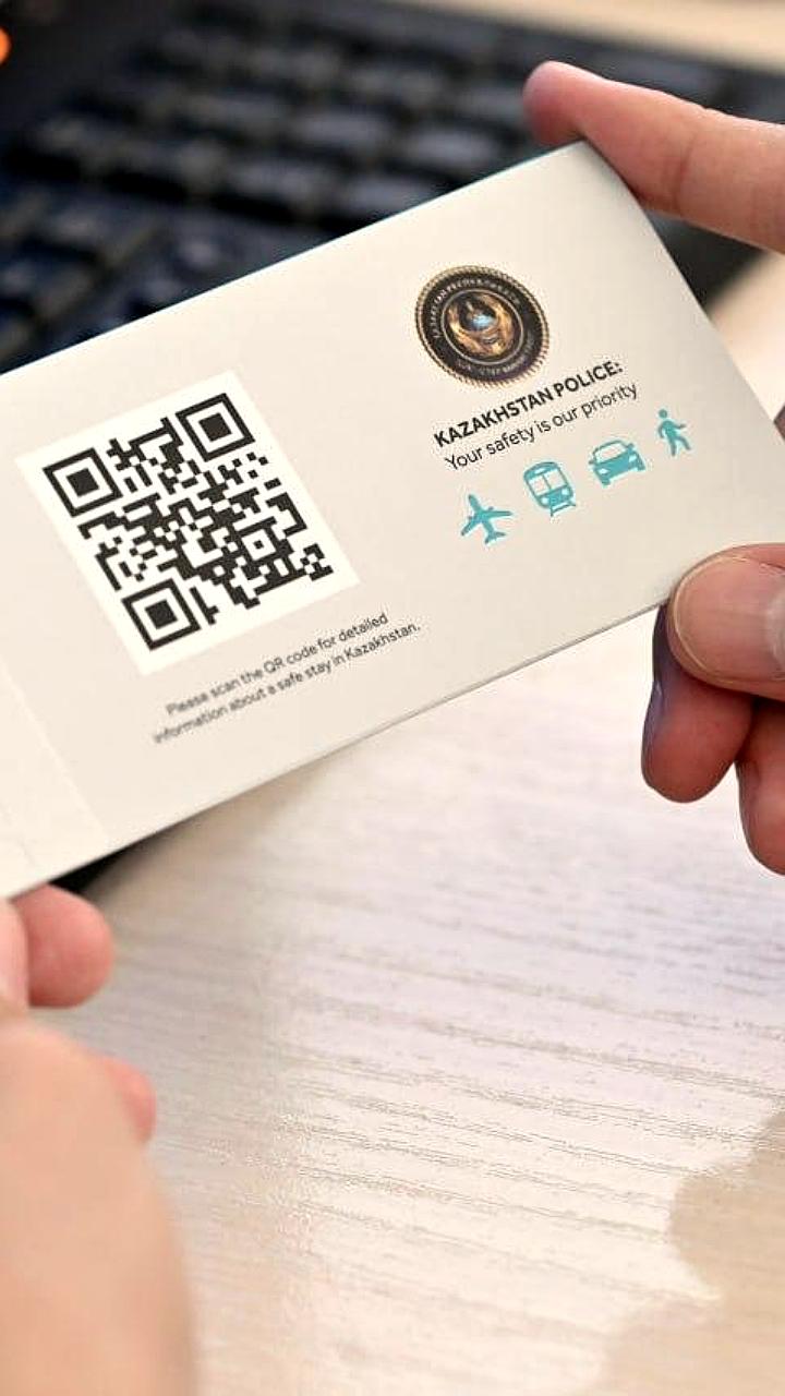 В Казахстане туристам в аэропортах выдают бесплатные SIM-карты и шоколад