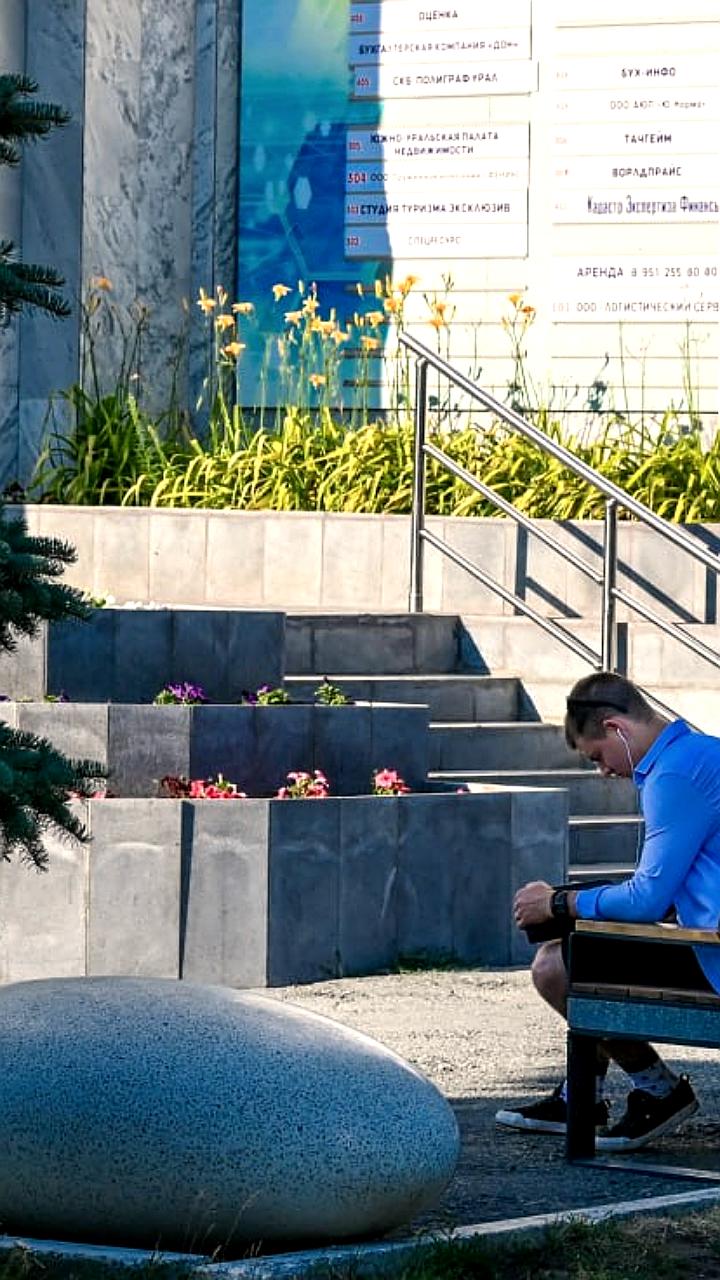 Челябинск фиксирует рекорд мошеннических звонков, Сбер предупреждает о росте афер в мессенджерах