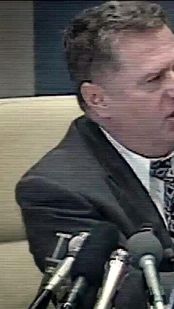Глава ВТБ Андрей Костин о вредном курсе рубля и необходимости его корректировки