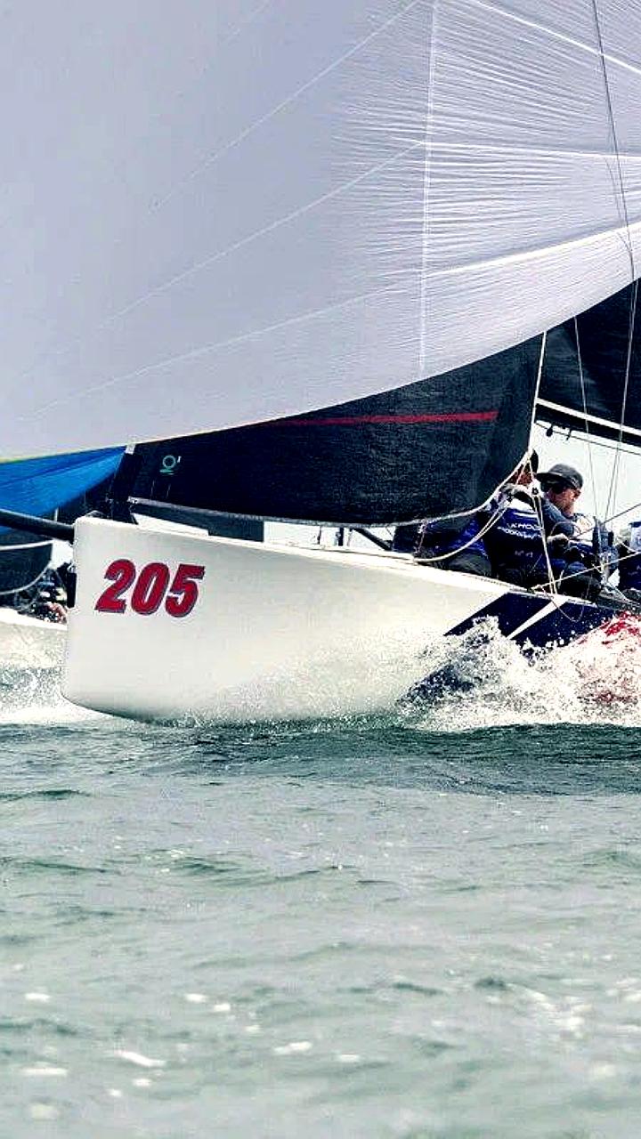 Команда Nakhodka Sailing победила на III этапе Дальневосточной Лиги Melges 20