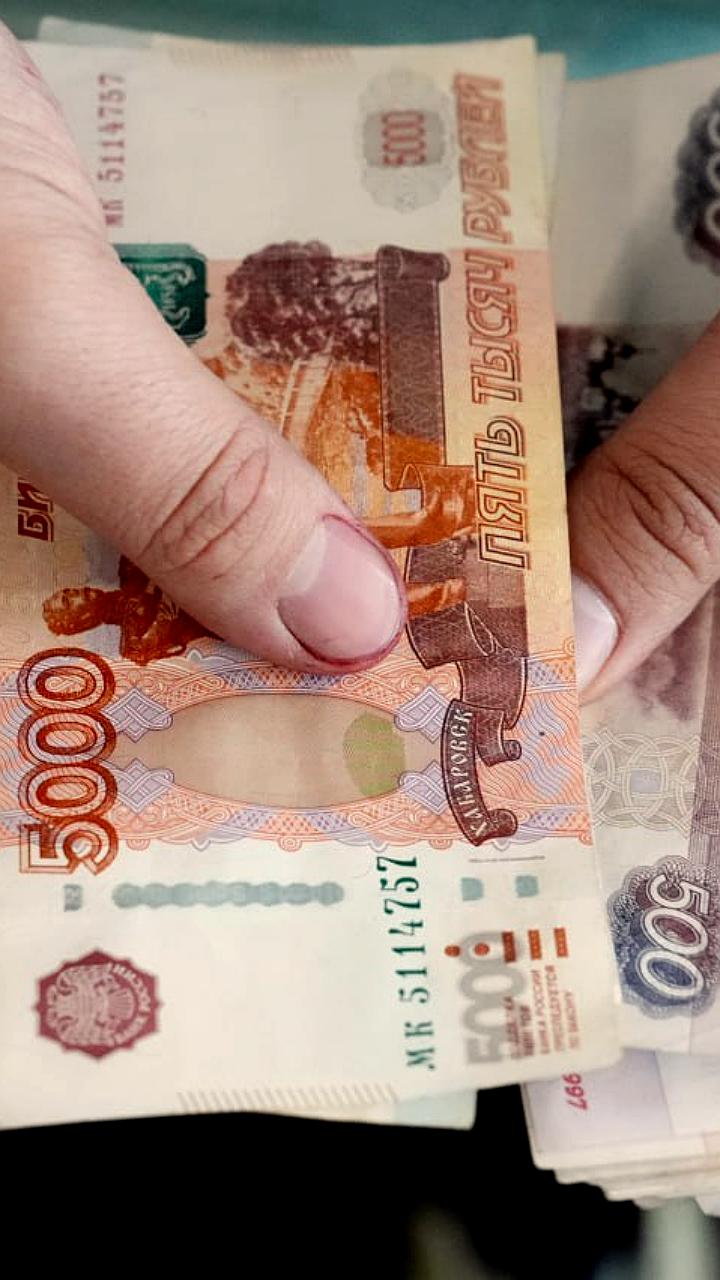 Участник ПМЭФ сообщил о краже 250 тысяч рублей в гостинице Петербурга