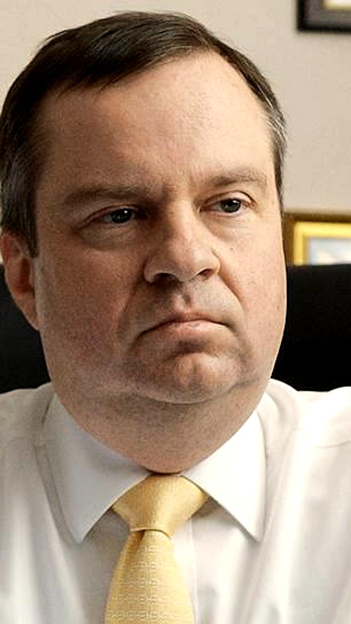 Замглавы Минфина России Алексей Моисеев призывает к ношению натуральных алмазов