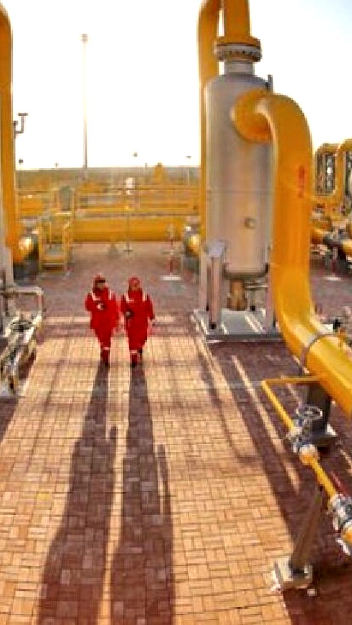 Китай увеличивает запасы нефти на фоне роста цен из-за ближневосточной напряженности
