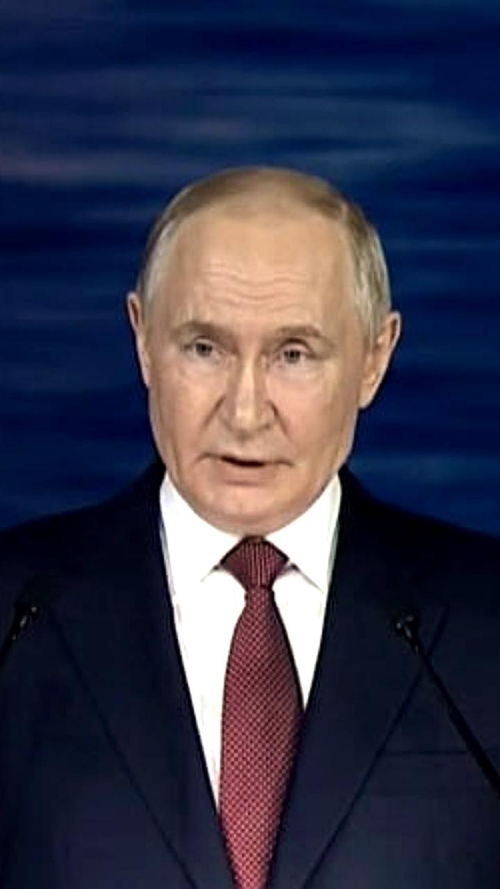 Путин поручил музефицировать Пантикапей и восстановить памятники Крыма