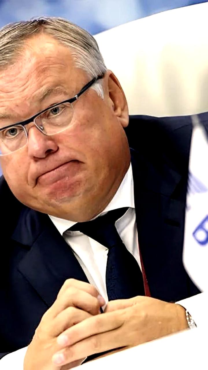 Андрей Костин о необходимости закрытия неэффективных предприятий на фоне высоких ставок