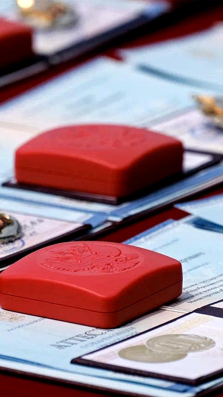 Выпускной курсантов Нахимовского училища в Севастополе: 73 аттестата и 11 золотых медалей