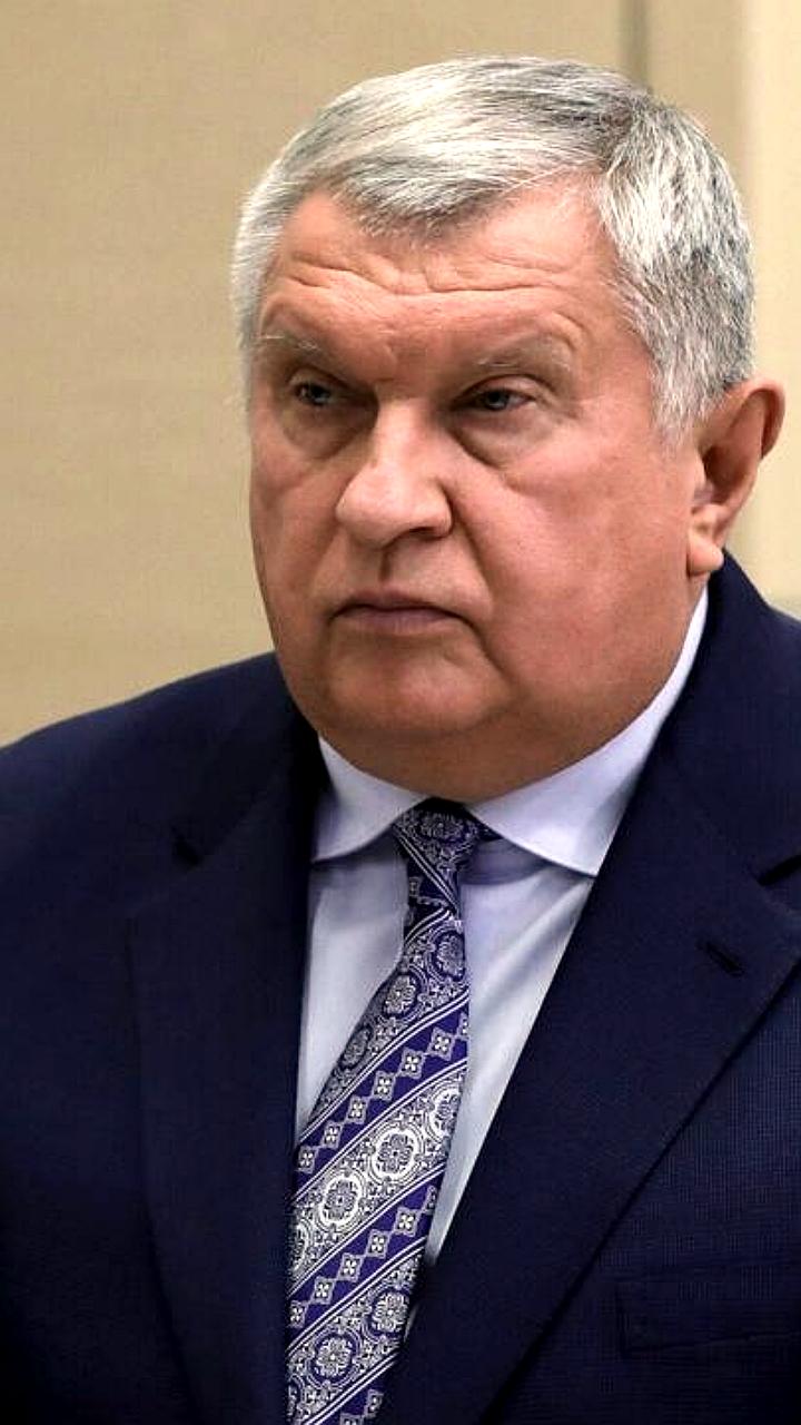 Роснефть определяет цены на нефть до 2026 года на ПМЭФ