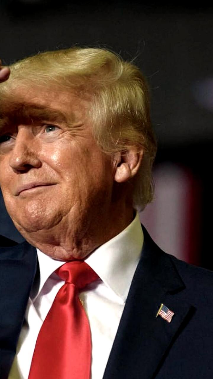 Трамп обсуждает возможность смены режима в Иране