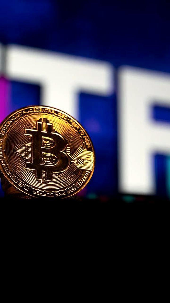 Чистый приток средств в Bitcoin и Ethereum ETF достиг $1,06 млрд за неделю