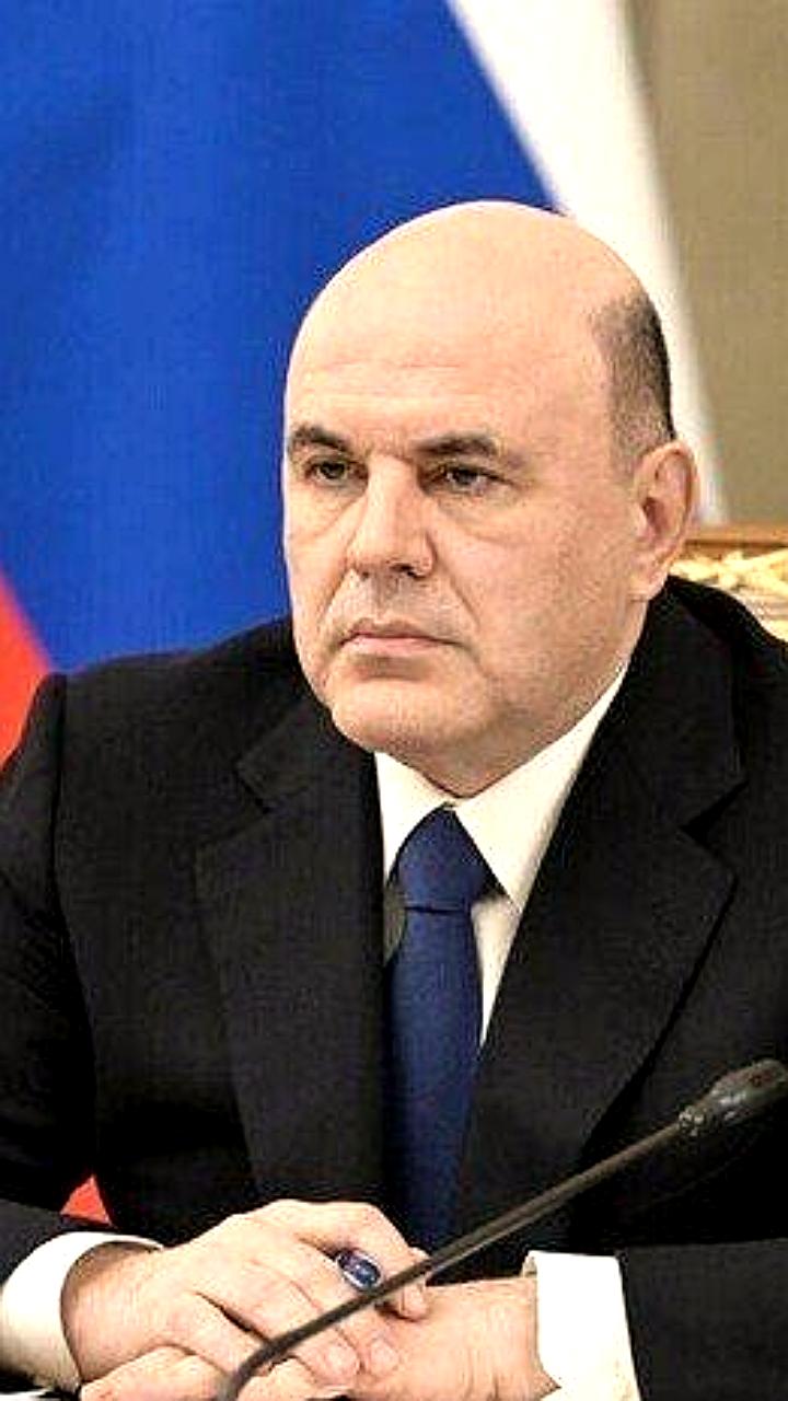 Правительство России представило план по поддержке молодежи и семей