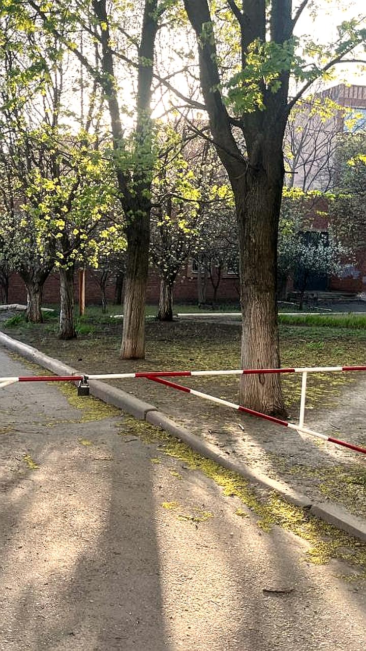 В ДНР выделены средства на установку заграждений в 32 школах к 1 сентября