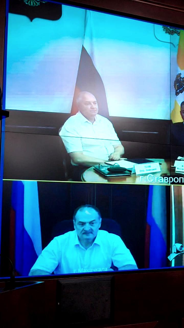 Юрий Чайка провел заседание по вопросам безопасности в СКФО