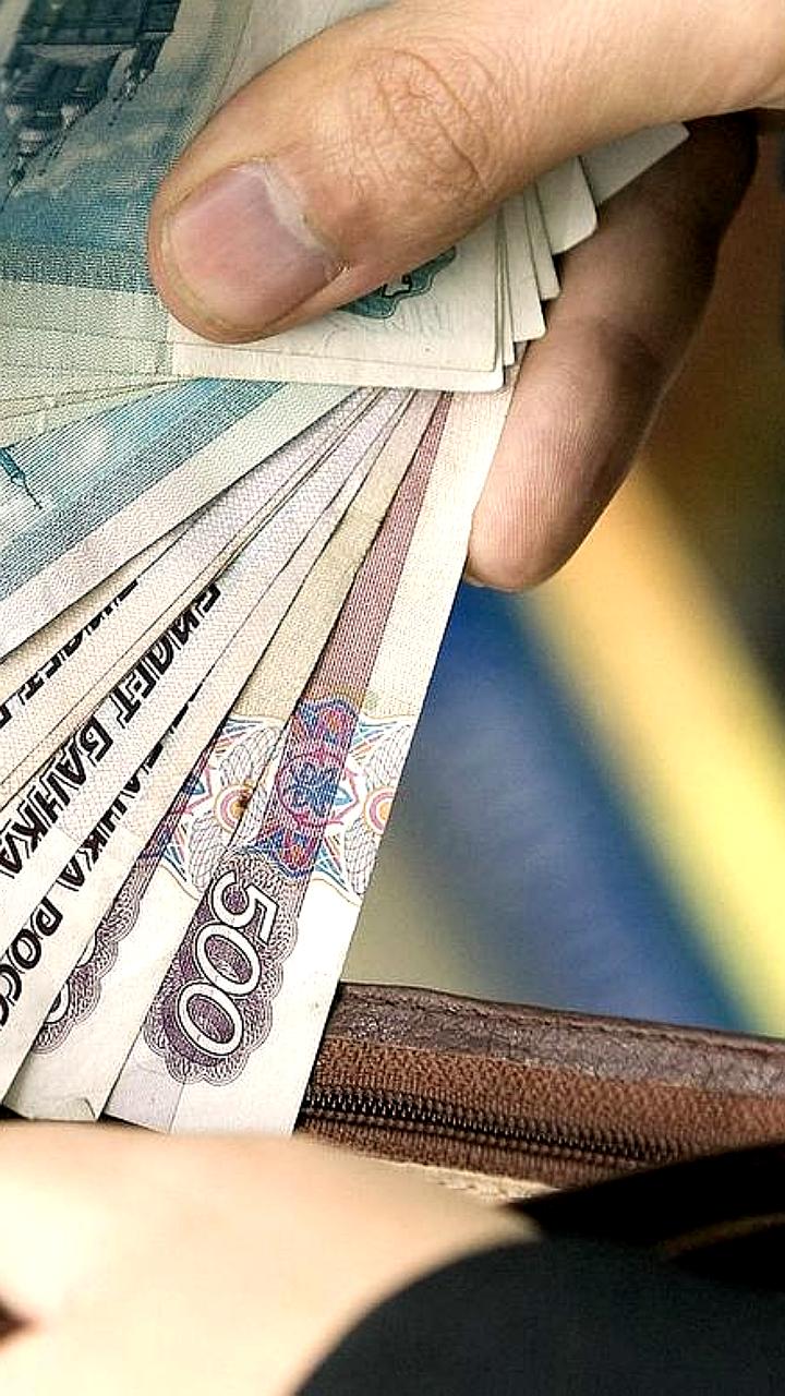 Алтайский край демонстрирует рост реальных зарплат на 32,7% за пять лет