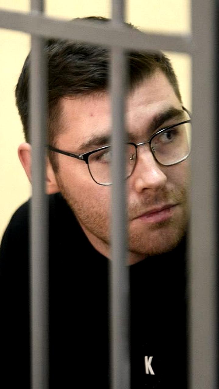 Свердловский суд оставил редактора URA.RU Дениса Аллаярова в СИЗО