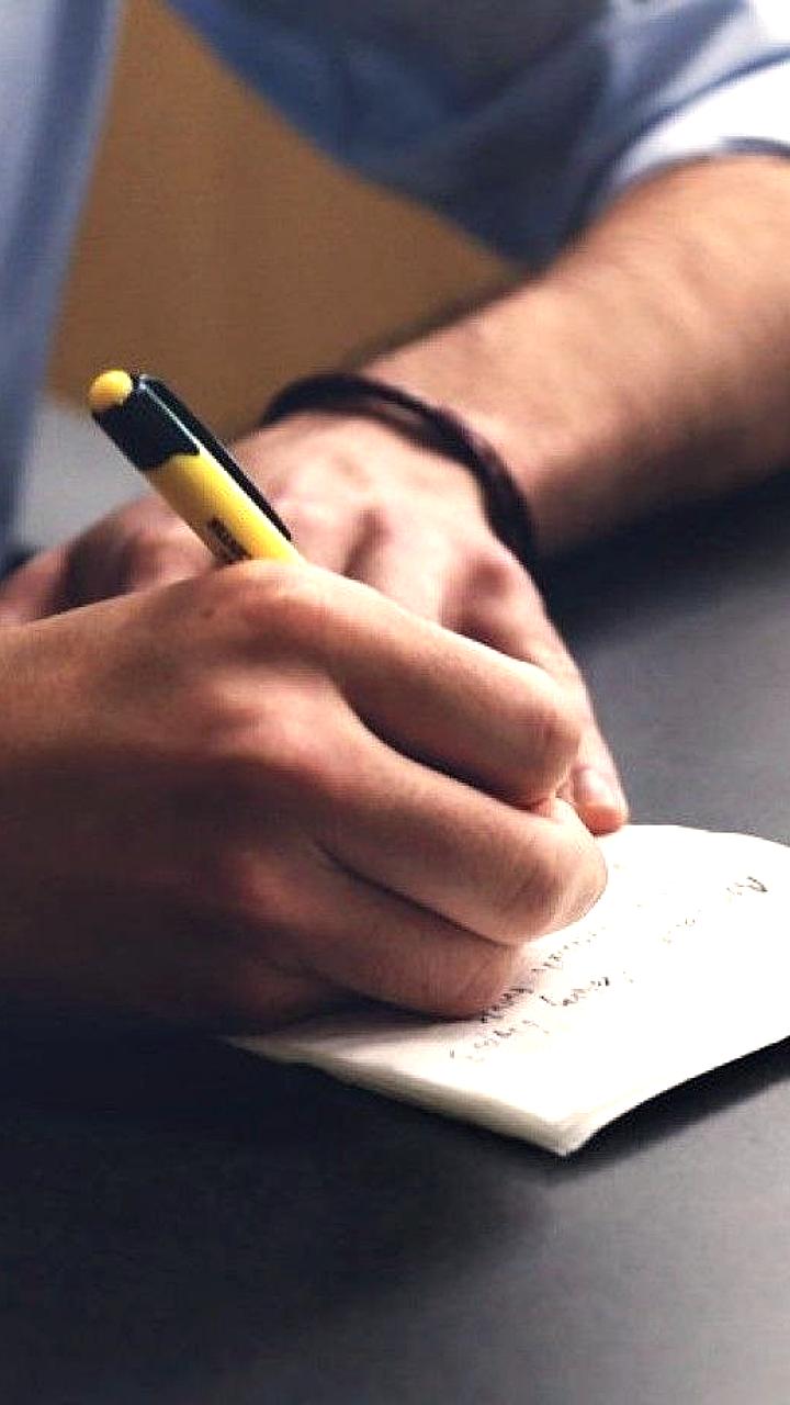 Правительство РФ отклонило законопроект о регулировании риелторов, опасаясь негативных последствий для рынка