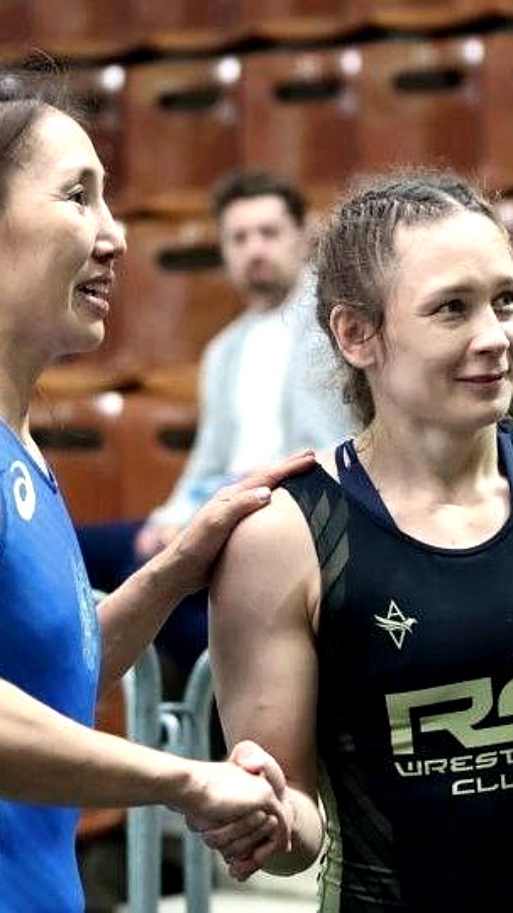 Алдынай Даржаа и Ольга Хорошавцева добиваются успеха на Чемпионате России по борьбе