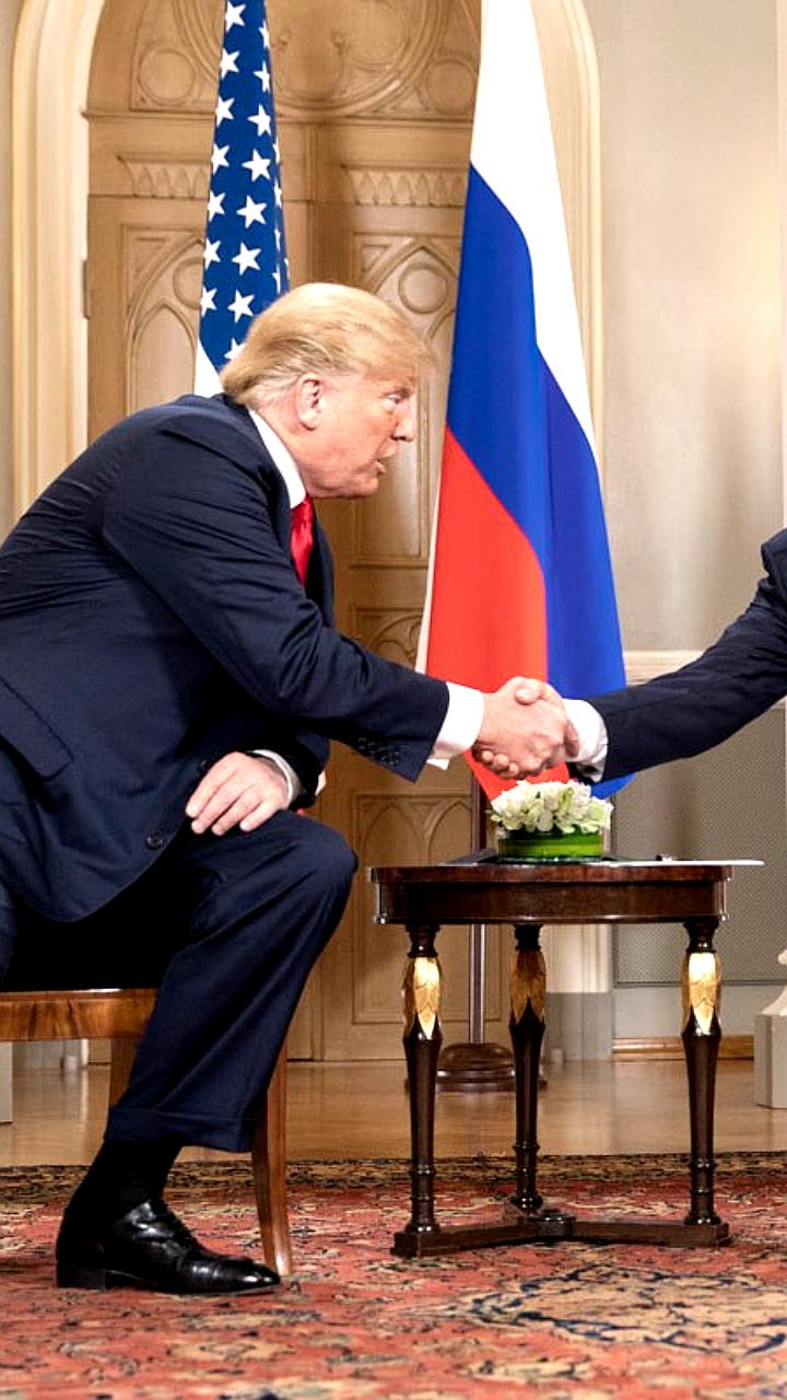 Возможная встреча Путина и Трампа обсуждается на фоне рабочих контактов