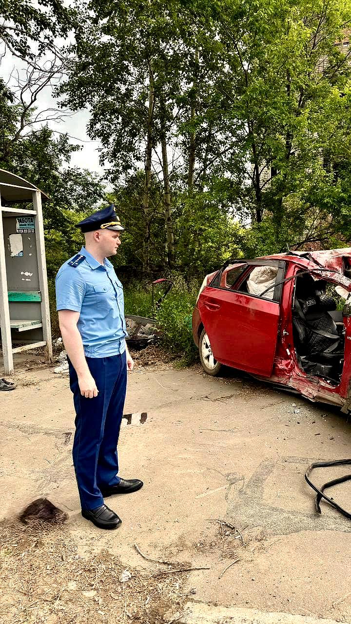 Смертельное ДТП в Комсомольске-на-Амуре: 17-летний водитель не справился с управлением