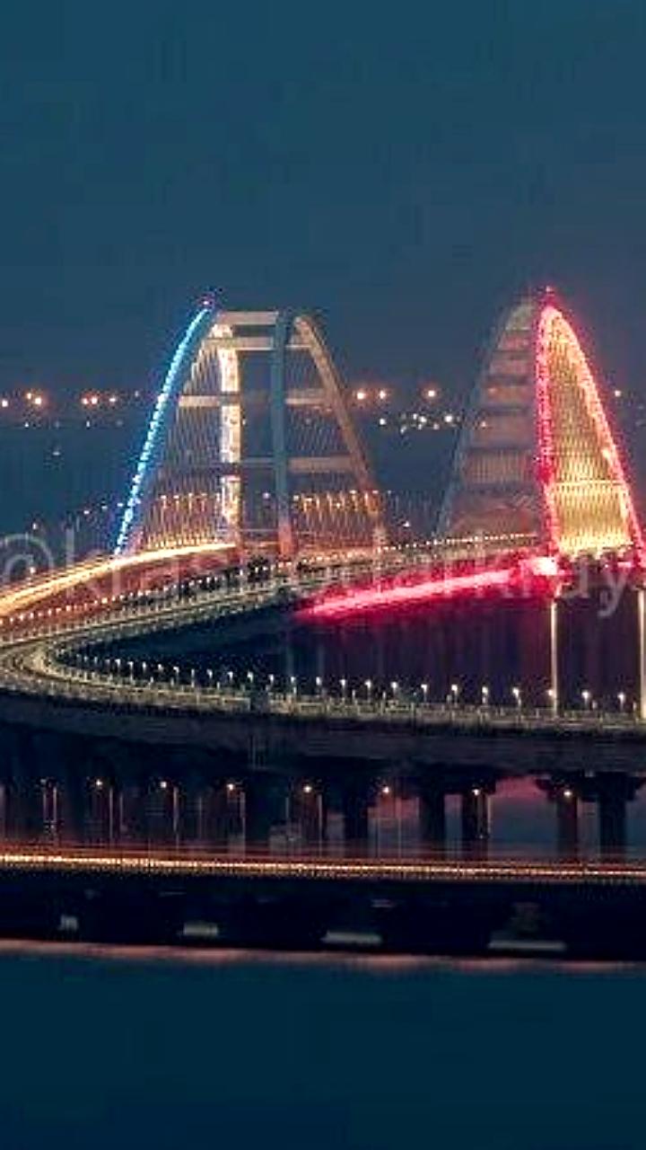 Временное перекрытие движения на Крымском мосту
