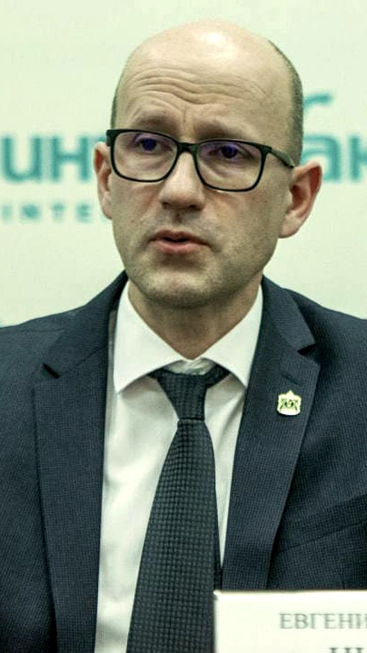 Суд не продлил домашний арест Олега Туркина и продлил арест Алику Гульфенбайну