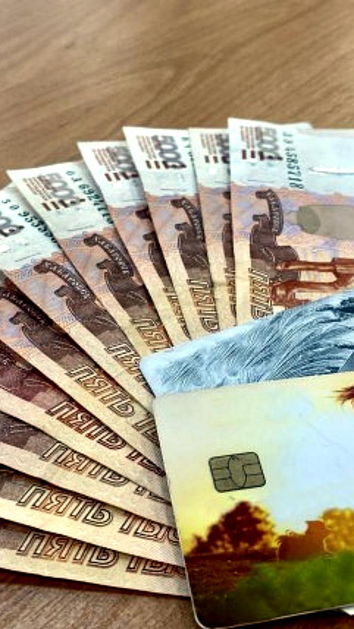 Запуск ежегодной семейной выплаты для работающих родителей с низким доходом
