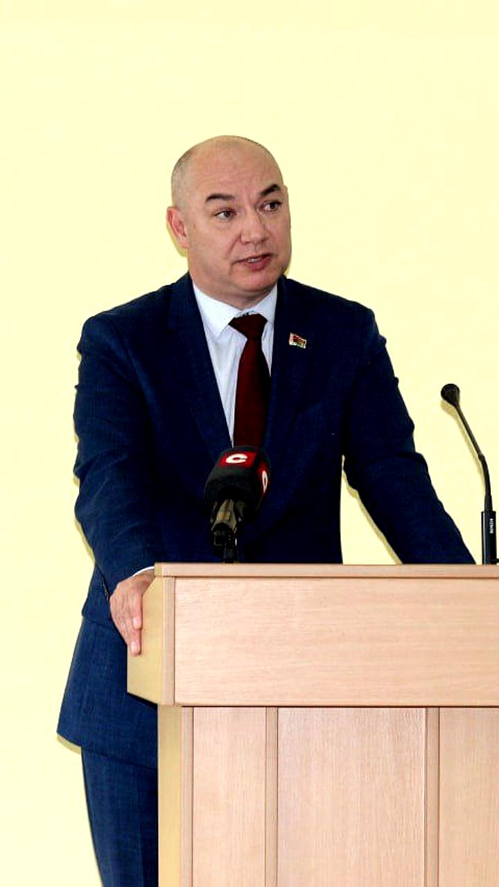 Губернатор НАО обсуждает развитие здравоохранения и культурное наследие региона