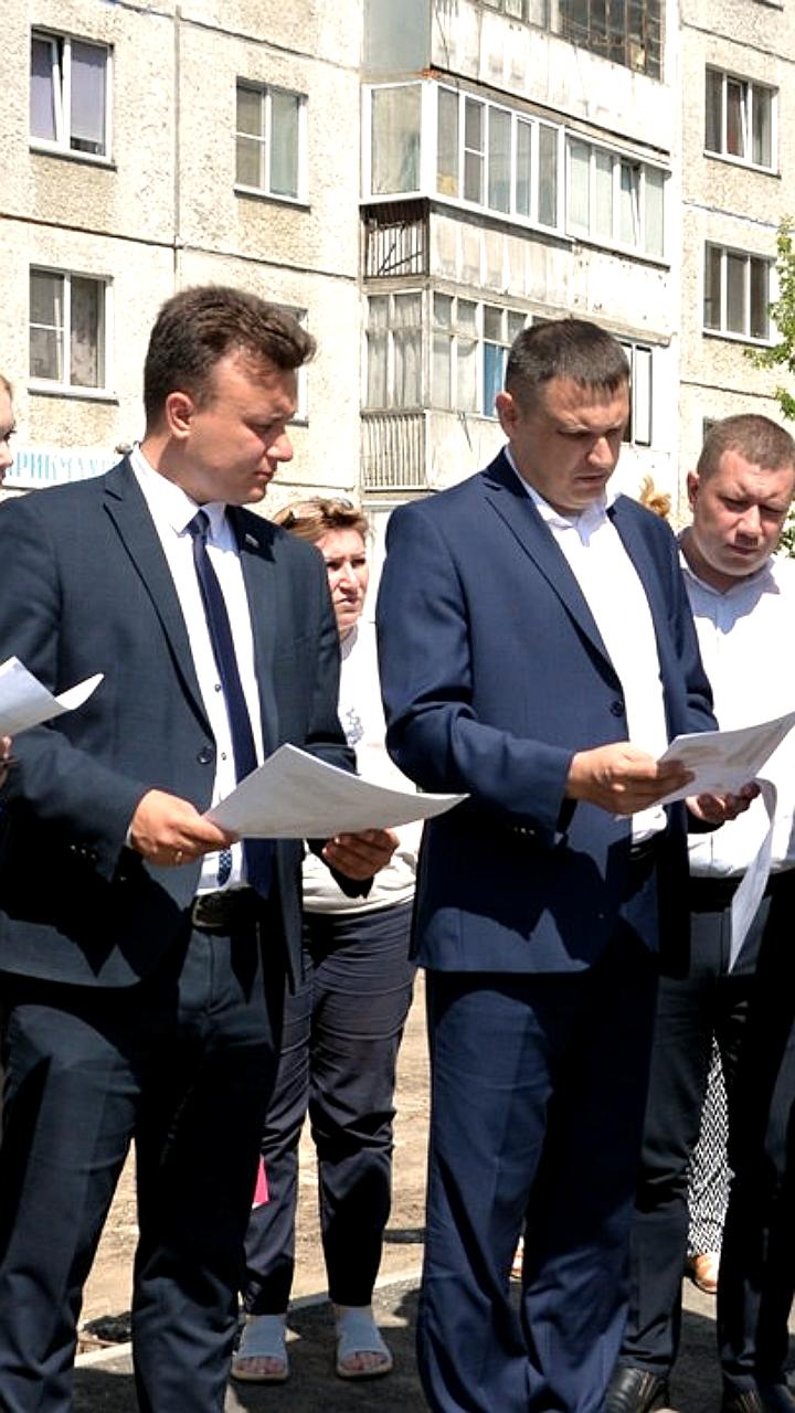Благоустройство дворов в Барнауле: работы продолжаются на ул. Юрина и ул. Веры Кащеевой