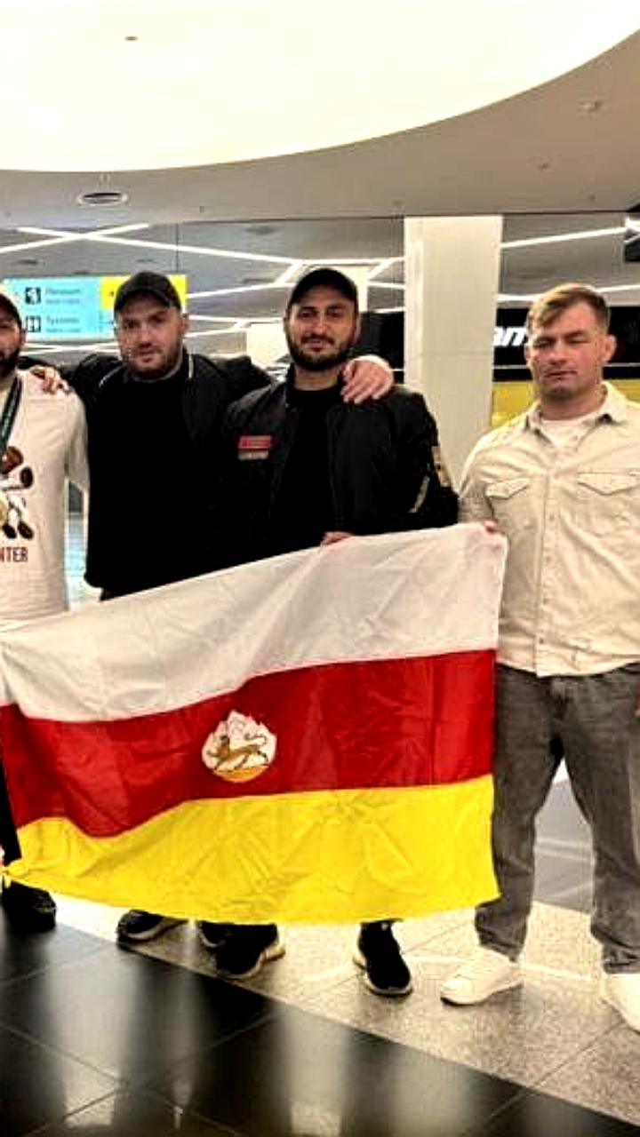 Инал Тасоев вернется в Северную Осетию после победы на чемпионате мира