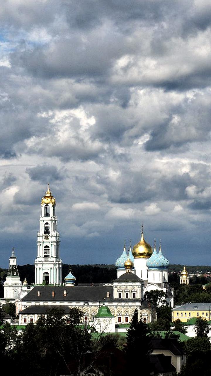 В России создано мобильное приложение для виртуальных экскурсий по Троице-Сергиевой лавре