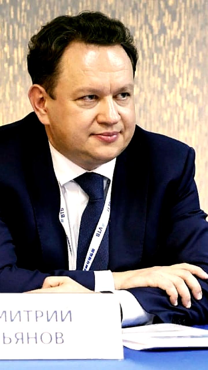 Крепкий рубль может привести к дефициту бюджета в 5 трлн рублей, предупреждает ВТБ