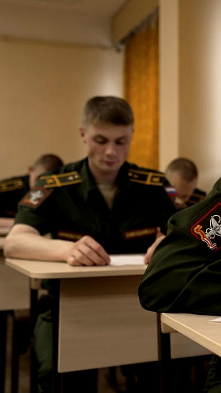 Продлен прием в военные вузы России до 1 августа