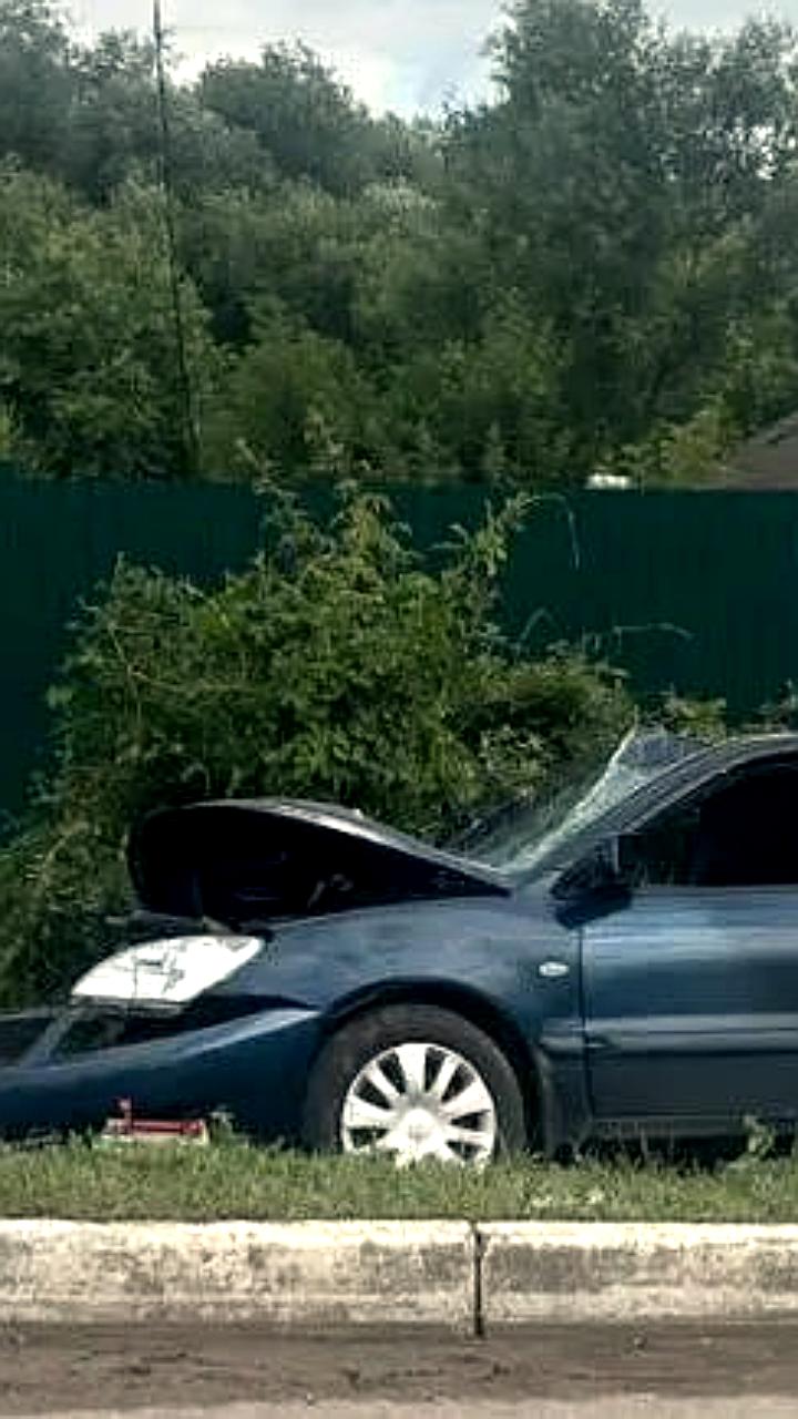 Авария в Кицканах: 28-летняя автоледи не справилась с управлением