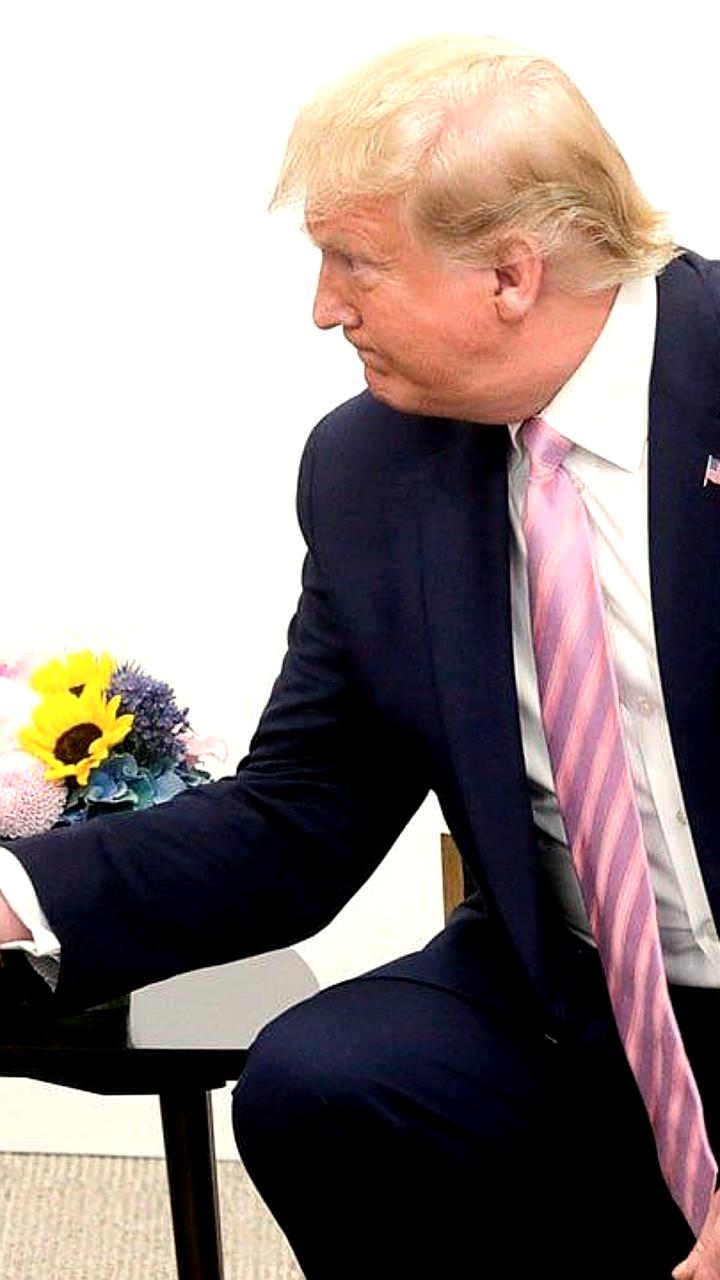 Путин и Трамп обсудили украинский конфликт и дальнейшие переговоры
