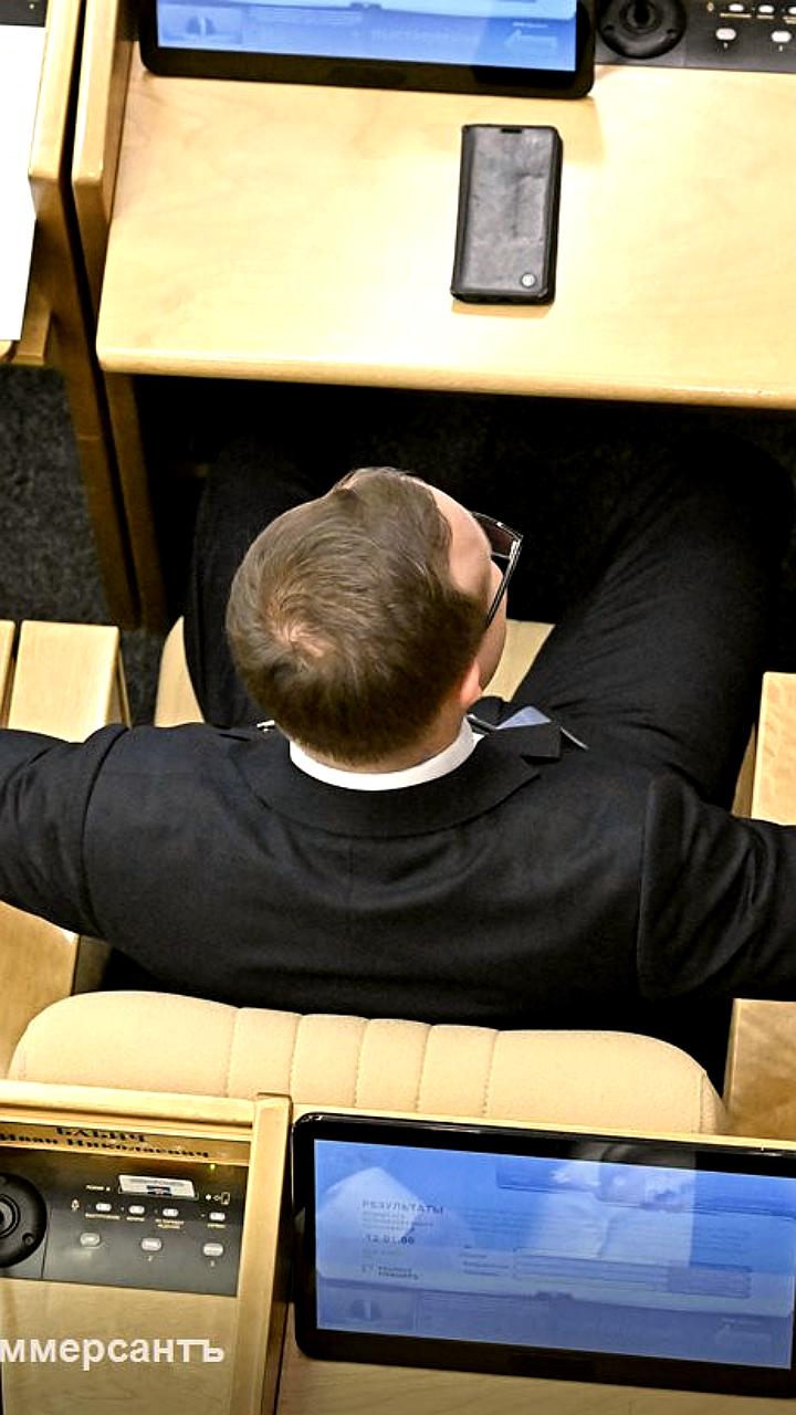 Верховный суд разъяснил возможность увольнения депутатов Госдумы за длительное отсутствие