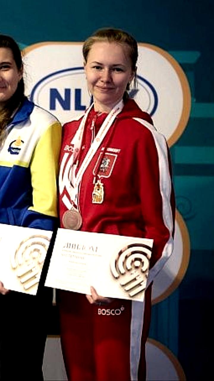Яна Енина из Бурятии выиграла золото на чемпионате России по стрельбе