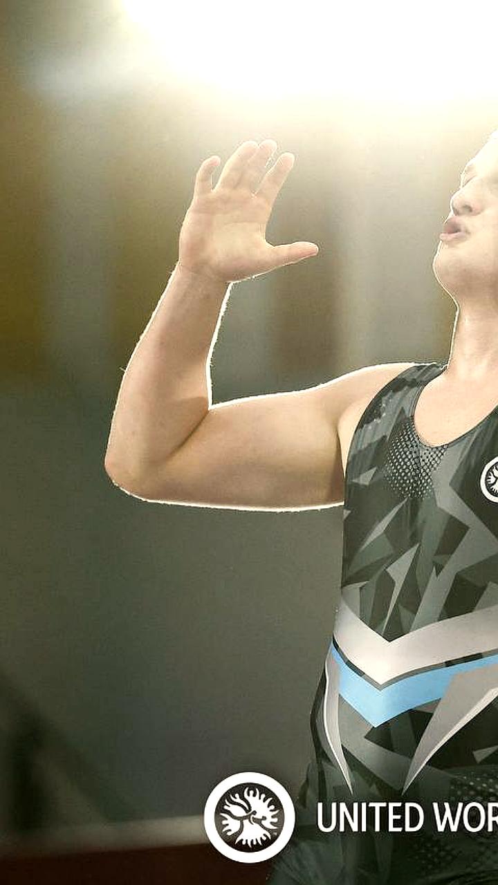 Инал Чельдиев выиграл золото на первенстве Европы по вольной борьбе среди юниоров
