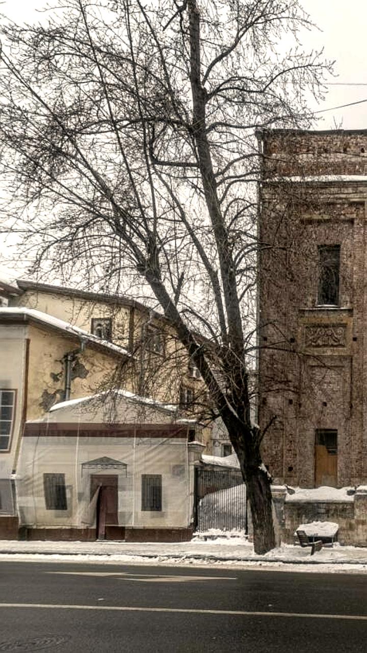 В Москве выставлено на торги здание Басманной полицейской части с историей