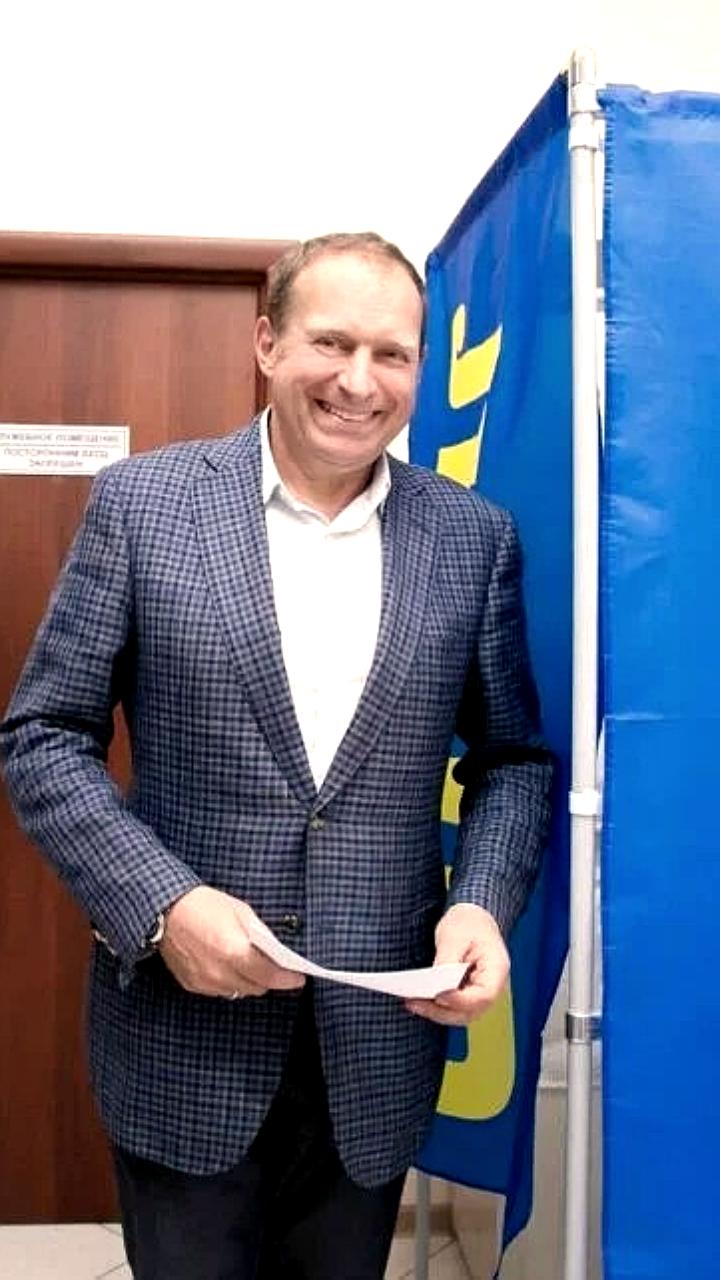 Станислав Наумов снялся с выборов губернатора Свердловской области
