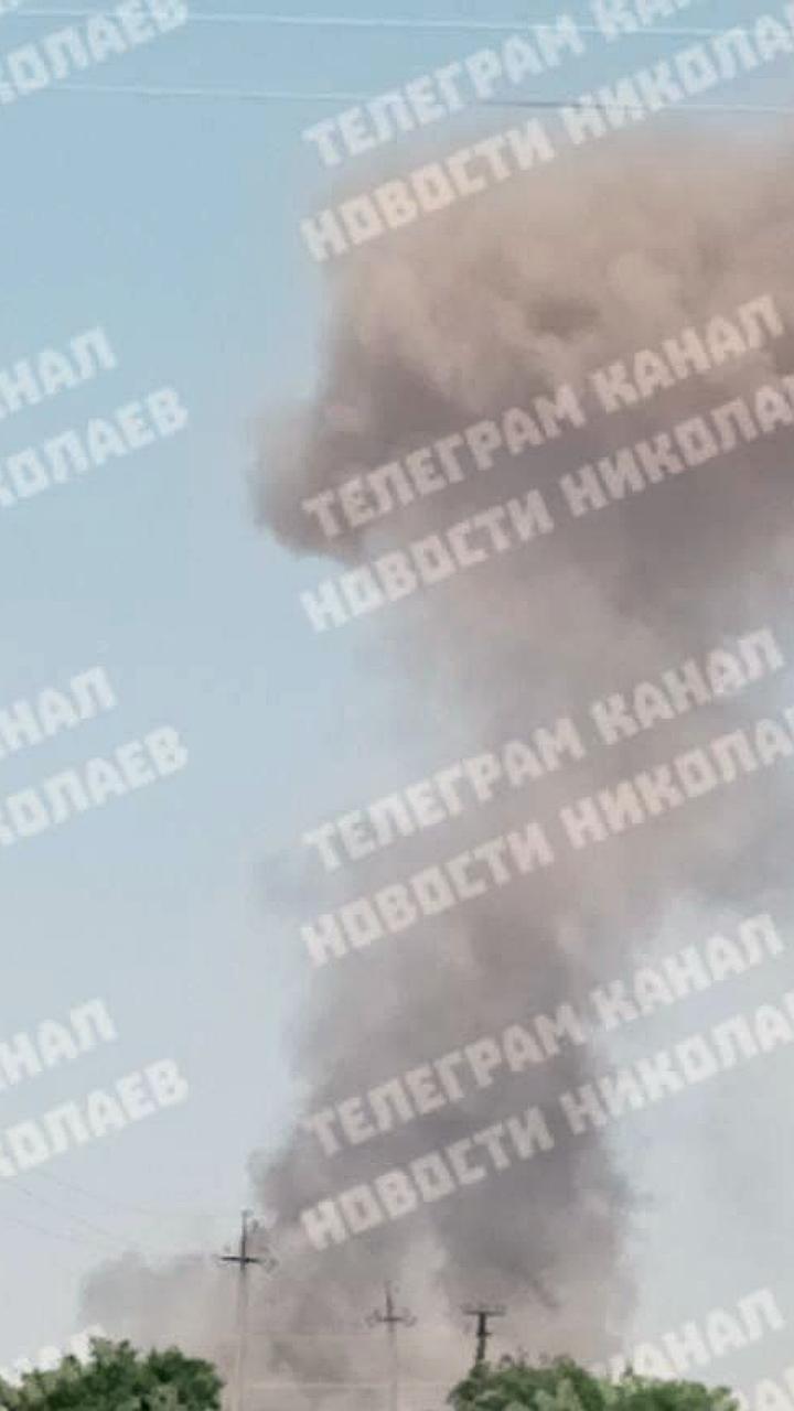 В Николаевской области произошел пожар на складе боеприпасов