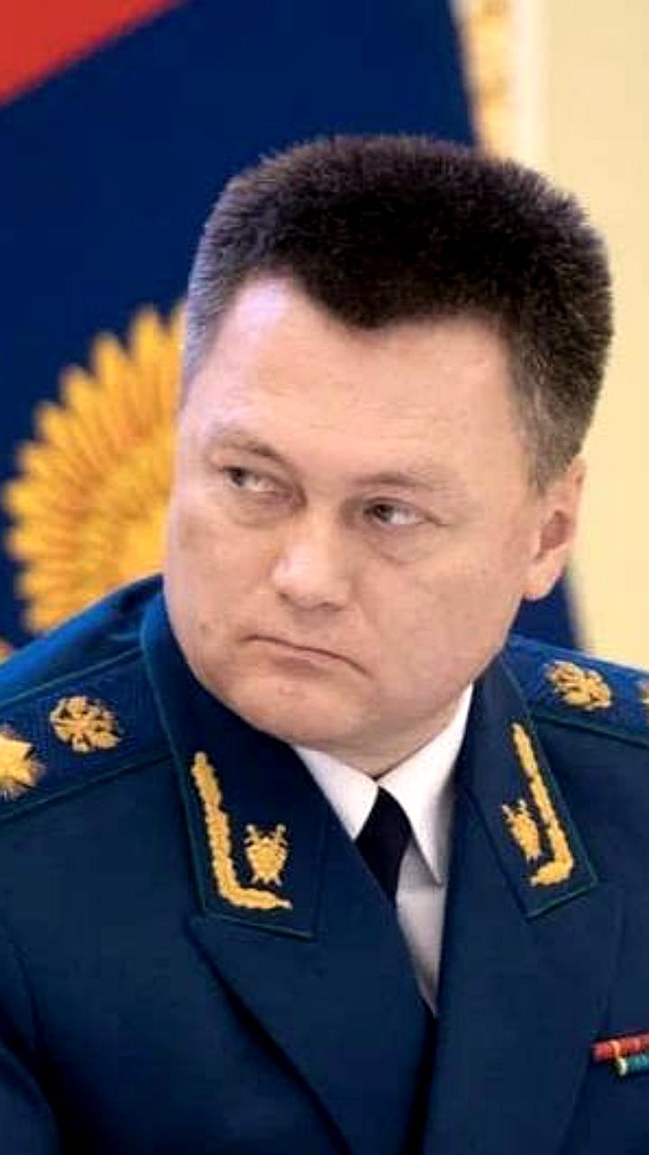 Генпрокурор России инициировал проверку цен на такси после ограничений интернета