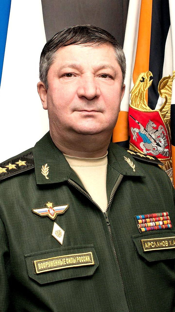 Военный суд приговорил экс-замглавы Генштаба Арсланова к 17 годам за коррупцию