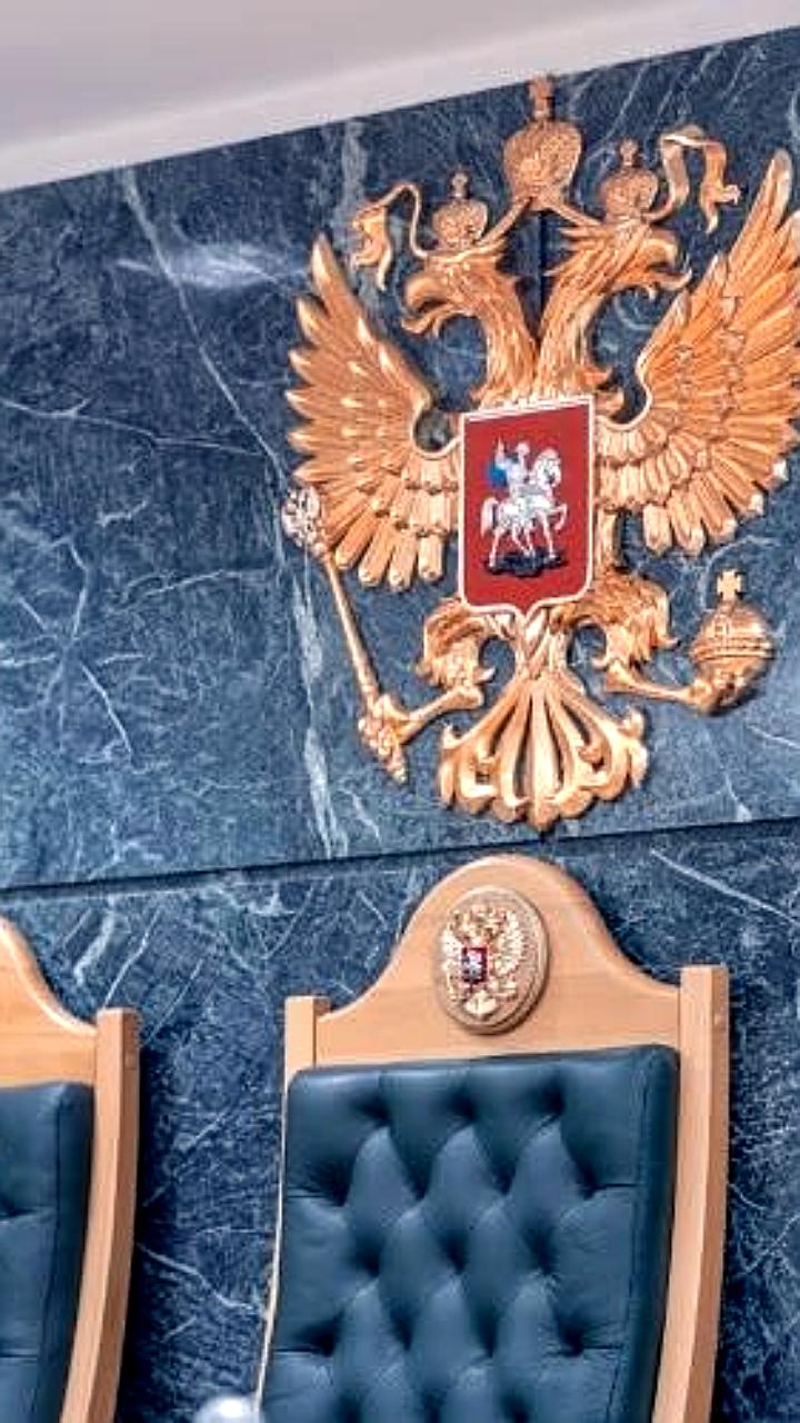Суд Краснодара вынес условный приговор гражданке Греции за оскорбление символов Дня Победы